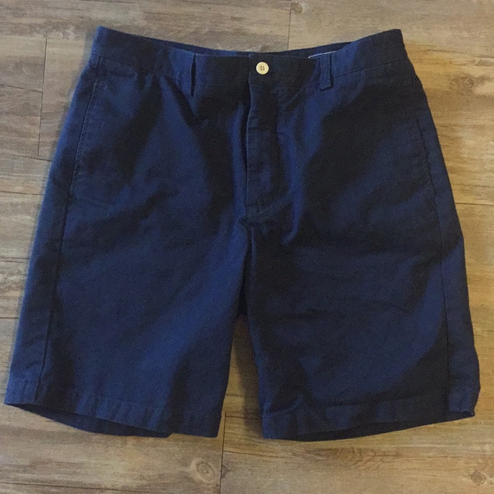 Men’s Vineyard Vines Navy Shorts Sz 32